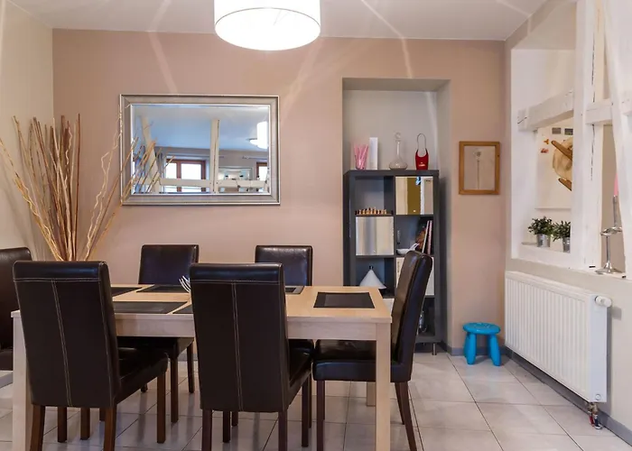 Mit Zwei Garagenstellplaetzen By Interhome Appartamento *